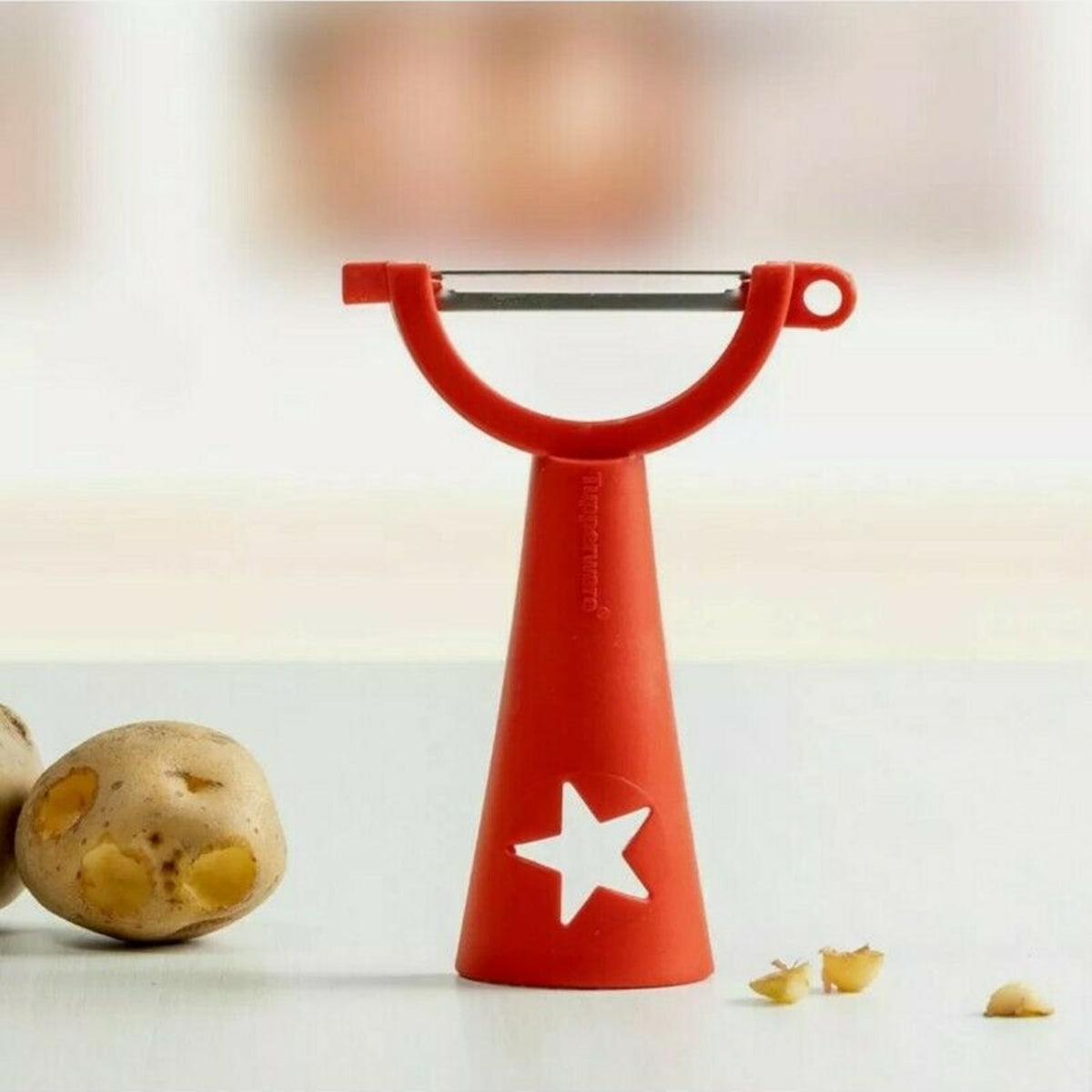 Red Plastic Tupperware Vegetable Peeler, Type: 2 in 1