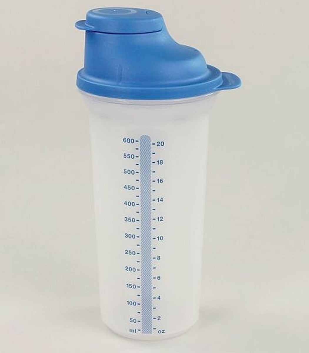 Tupperware Quick Shake & Pour With Blue Lid 15 Oz, 450 Ml, 7737A-2