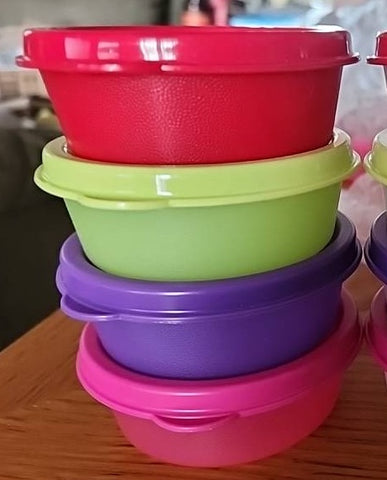 TUPPERWARE Mini Snack Cups 4 COLORED BOWLS w/ PURPLE ~ SALSA VERDE ~ RED ~ PINK SEALS NEW