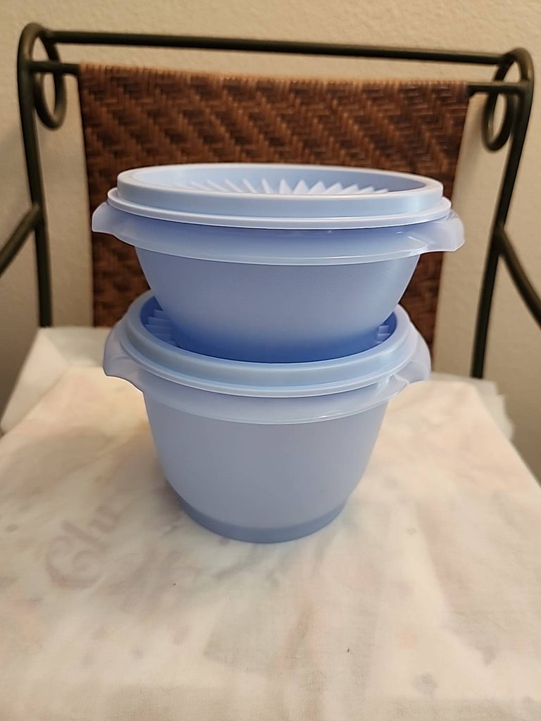 Tupperware Servalier Bowls Set 10 oz Food Storage Containers & Seals Blue  New