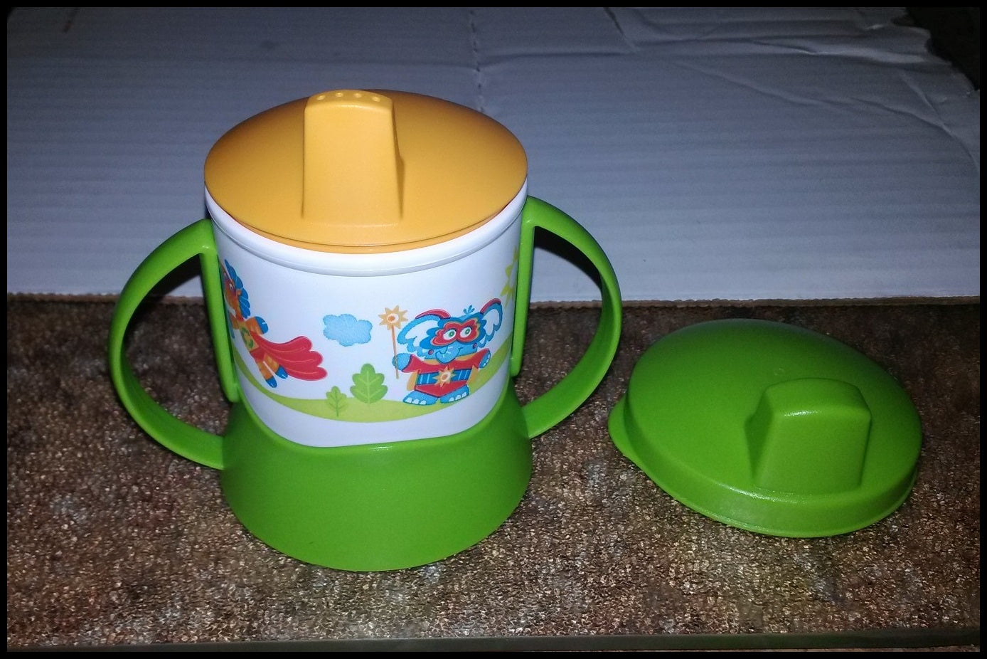 4-Color Tupperware Sippy Cups : r/nostalgia
