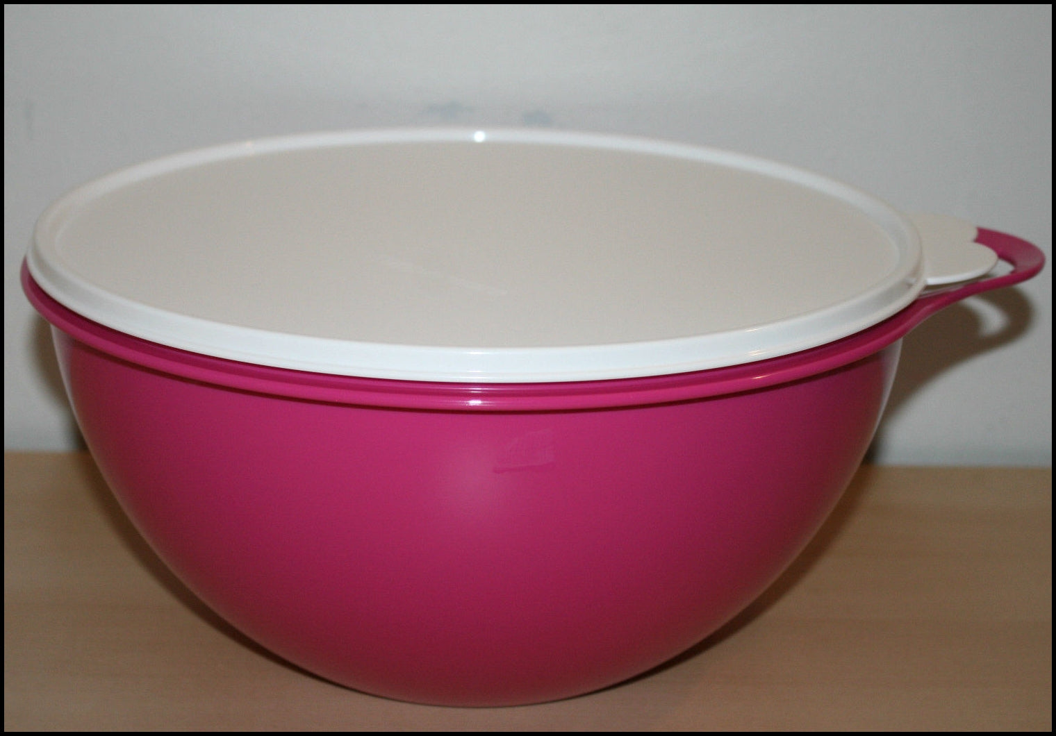 TUPPERWARE 12-C THATS A BOWL JR BLUSH PINK WHITE TABBED SEAL – Plastic  Glass and Wax ~ PGW